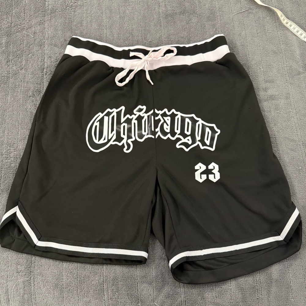 Black Chicago SHEIN Basketball Shorts, Mens M